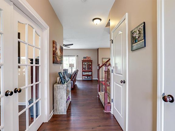 4th image of 30427 Bradbury Dr