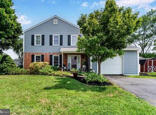 812 N Market St, Mechanicsburg, PA 17055
