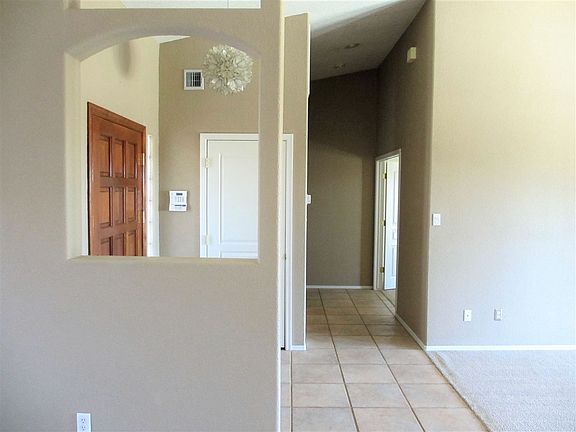 2nd image of 6475 E Crabtree Pl
