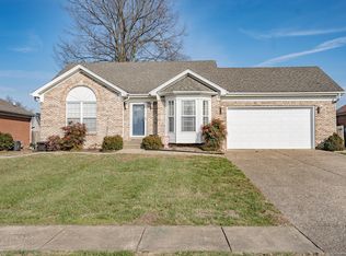 528 Spring House Ln, Louisville, KY 40229