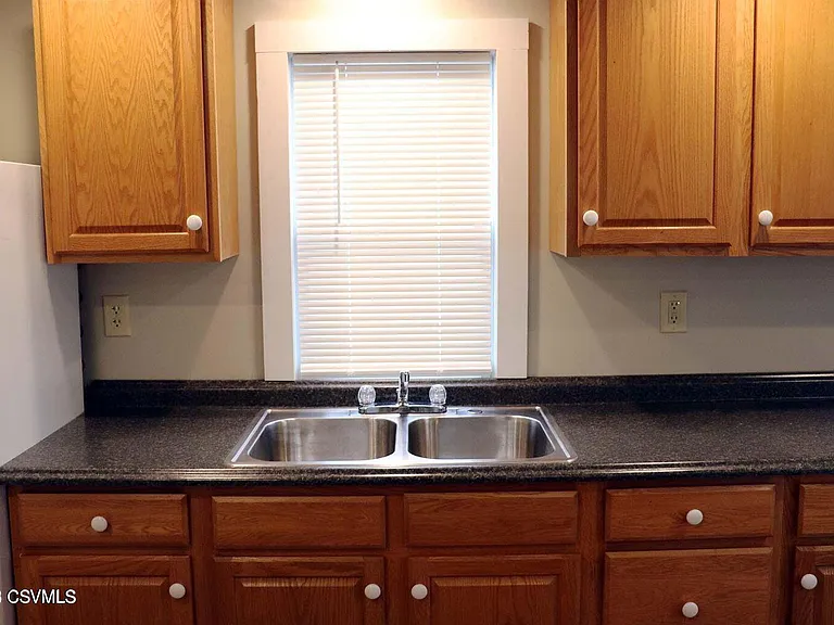 328 Center St #201 — Photo 22