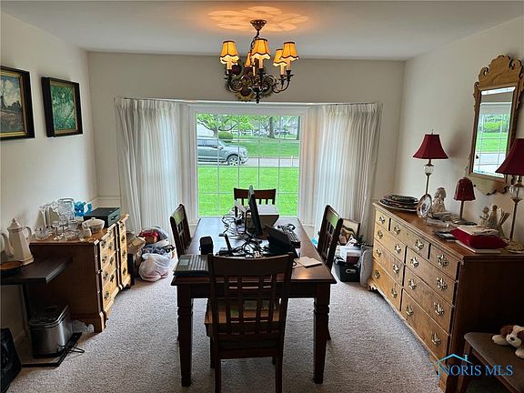 4th image of 1006 Fairlawn Dr