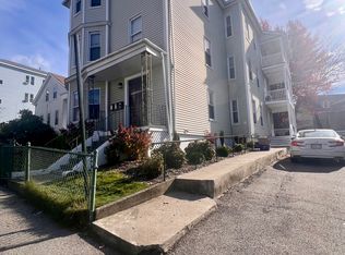 6 Jefferson St APT 2, Worcester, MA 01604