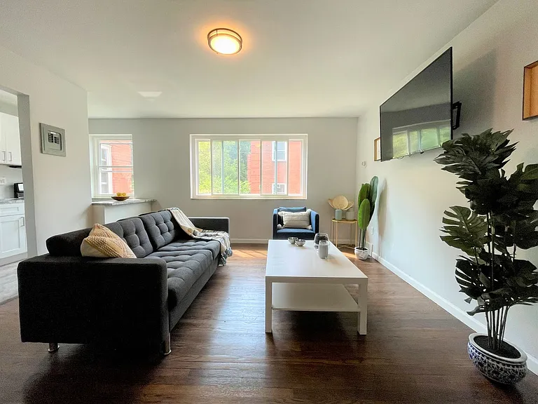 Oak Ridge Apartments — Photo 13