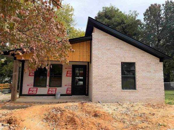 311 N 4th St, Paragould, AR 72450