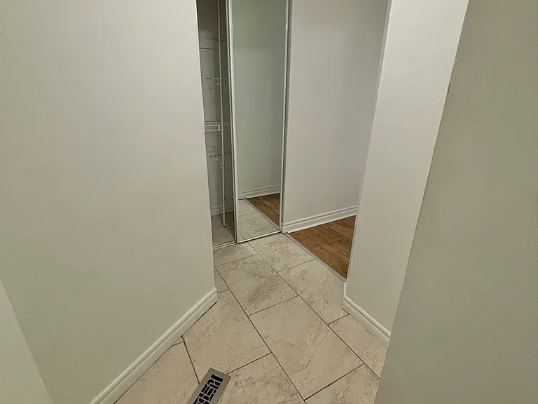 425 Rathburn Rd E #74 — Photo 20