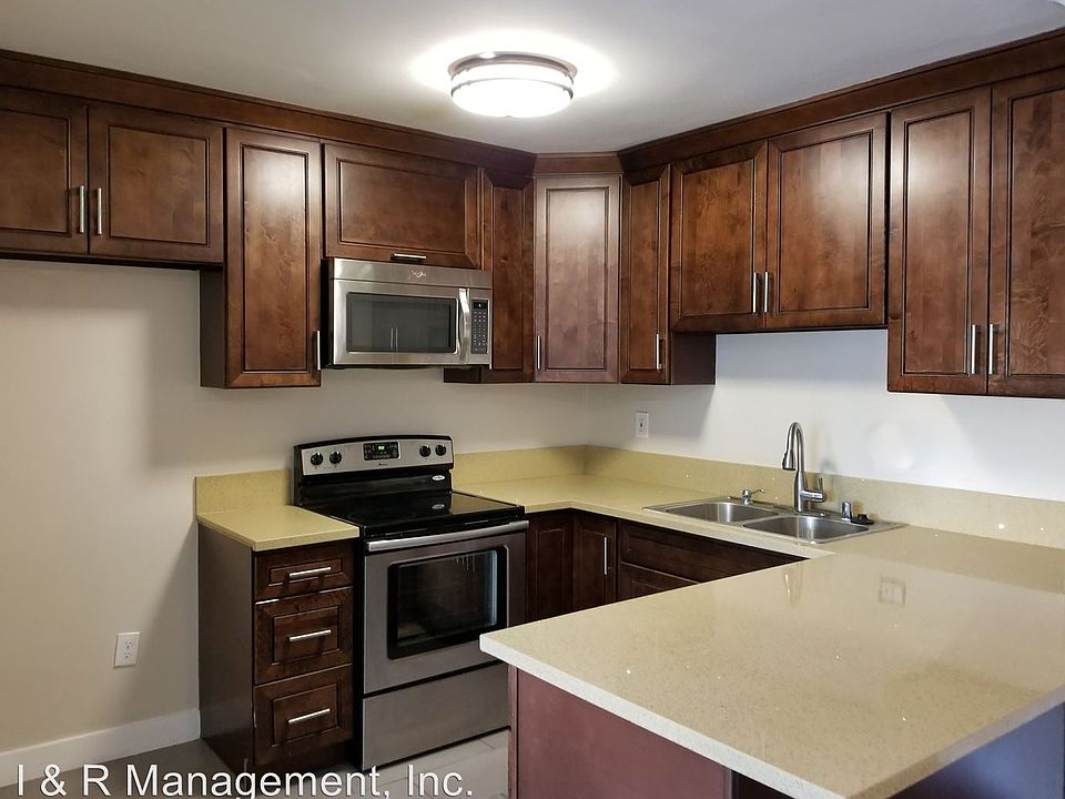 1st image of 5914 Buffalo Ave APT B