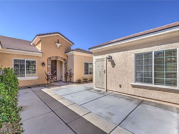 3rd image of 2079 Bliss Corner St