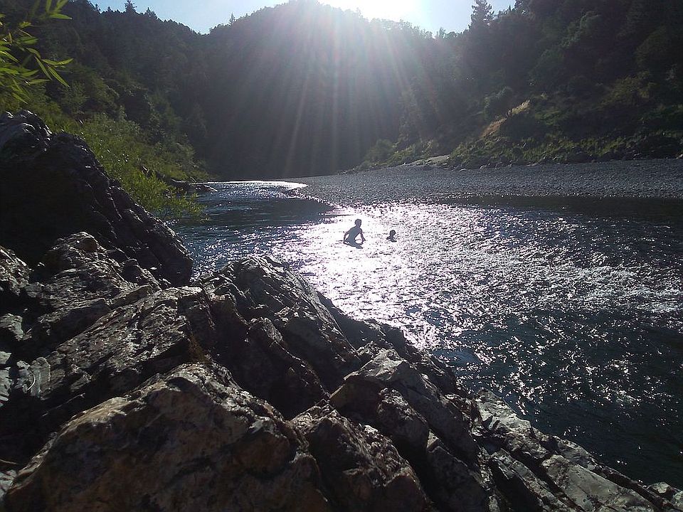 2999 Steelhead Rd includes hilltop