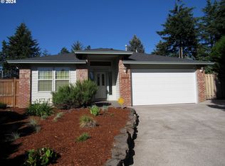 15917 SE Taggart Ct, Portland, OR 97236