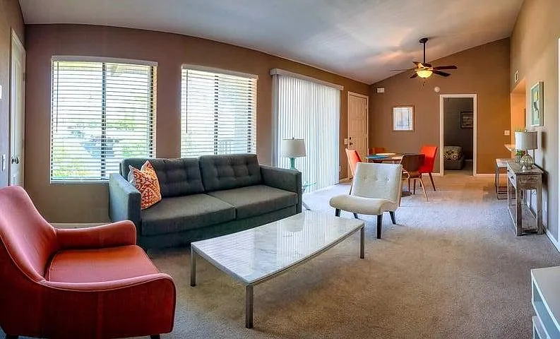 2 bed, 849 sqft, $2,200 — Photo 1