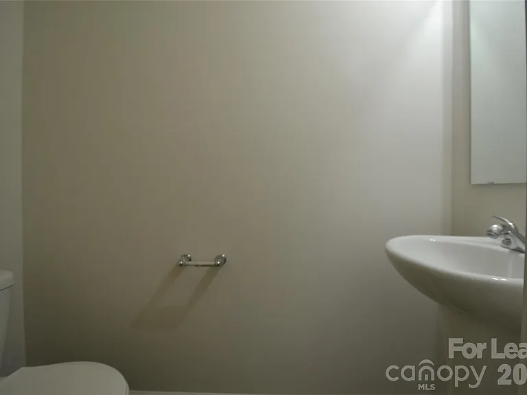 843 Plaza Walk Dr — Photo 13