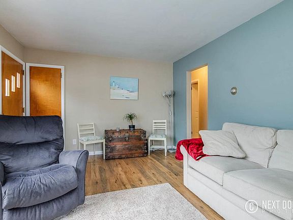 4th image of 1719 Gratiot St NW