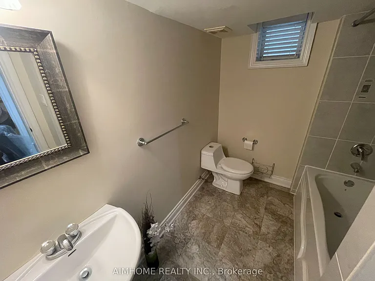 10 Hoyle Ave — Photo 8