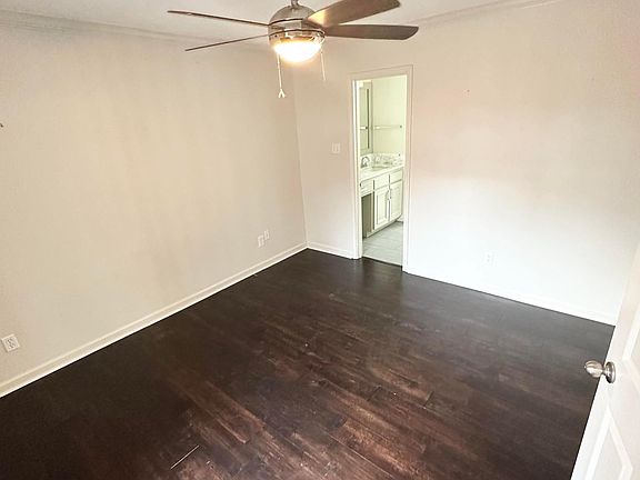2nd image of 183 Steiner Rd APT 119