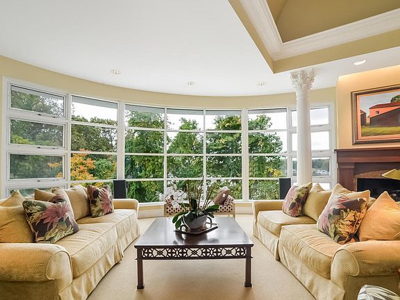 5th image of 1396 Briarcliff Dr SE