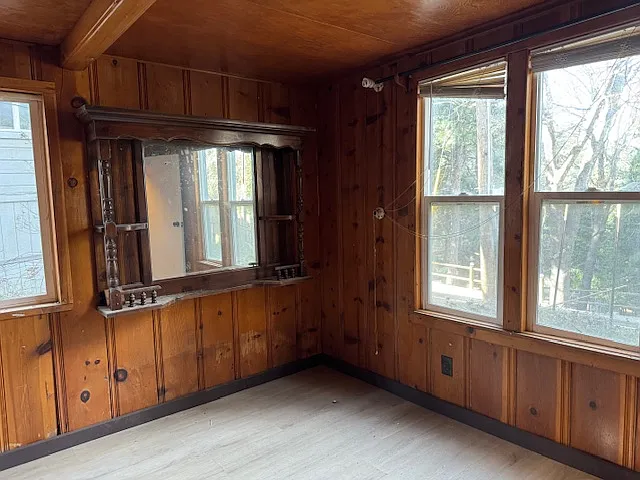 1086 Playground Dr — Photo 13