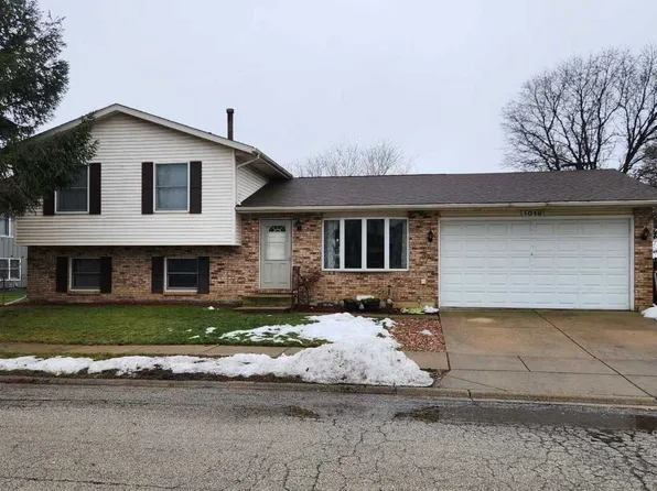 1019 Louise Ln, Joliet, IL 60431