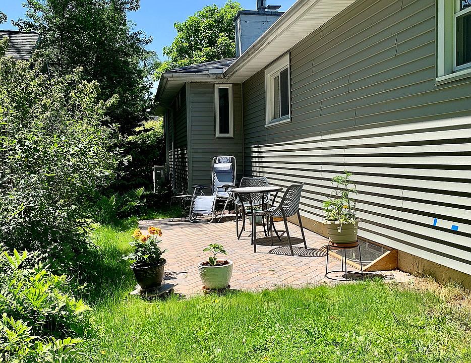 2nd image of 178 Green St