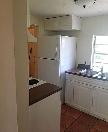 5th image of 216 Skelly Dr