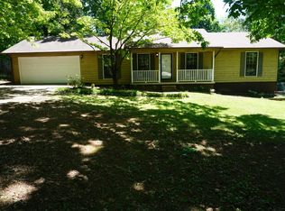 898 Pine Grove Rd, Harvest, AL 35749