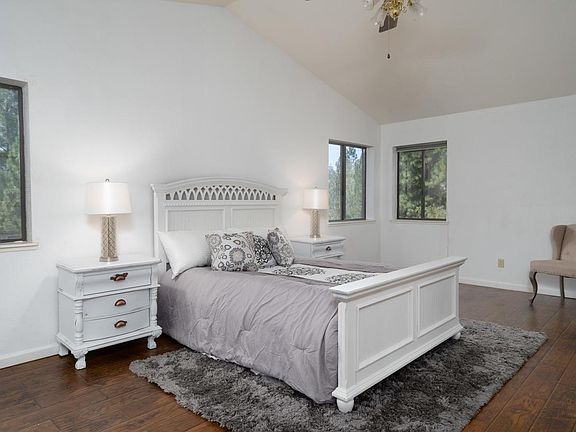 2nd image of 4649 Monte Vista Dr