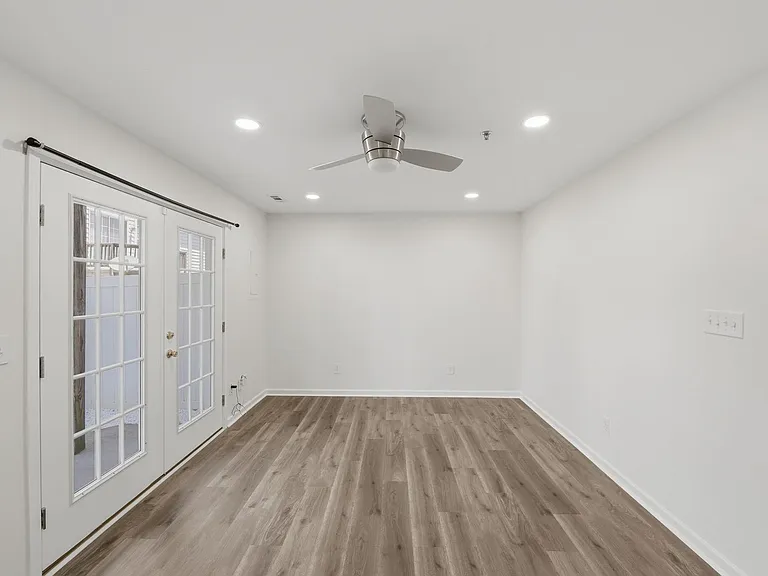 6621 Tor Dr — Photo 31