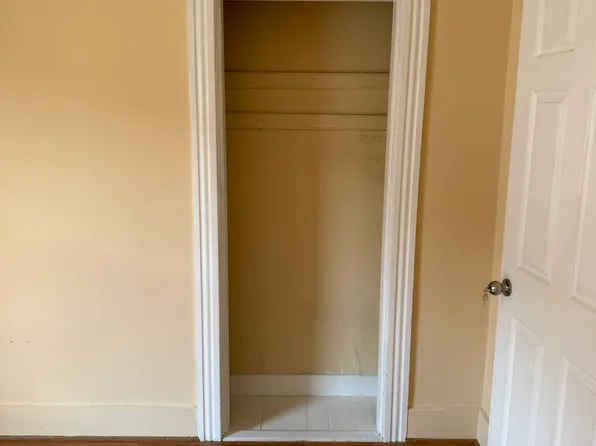 57 Endicott St APT 3, Worcester, MA 01610