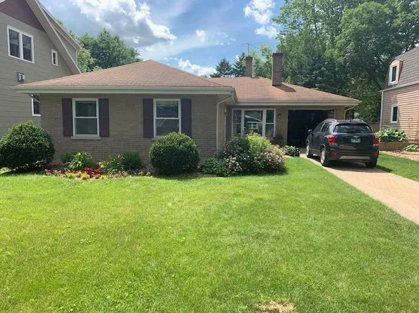 204 S Edward St, Mount Prospect, IL 60056