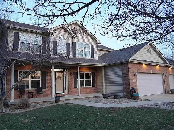 3rd image of 2906 Springhill Ln