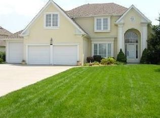 8511 N Richmond Ave, Kansas City, MO 64157