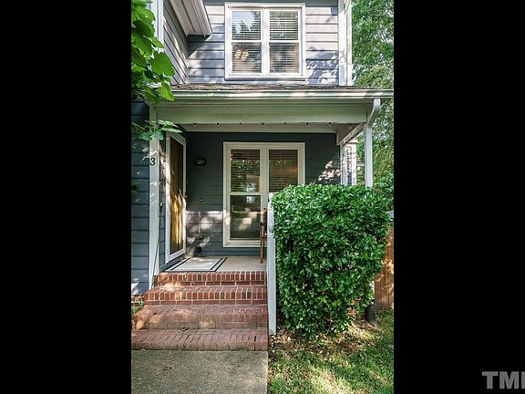 2nd image of 3 Danesfield Ct