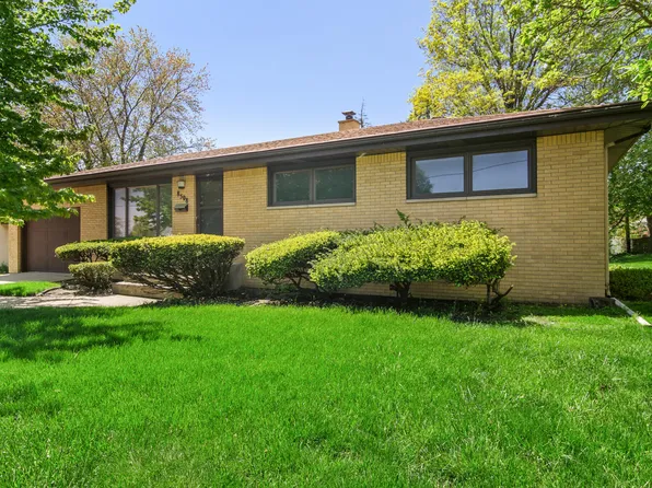 8508 Calumet Ave, Munster, IN 46321