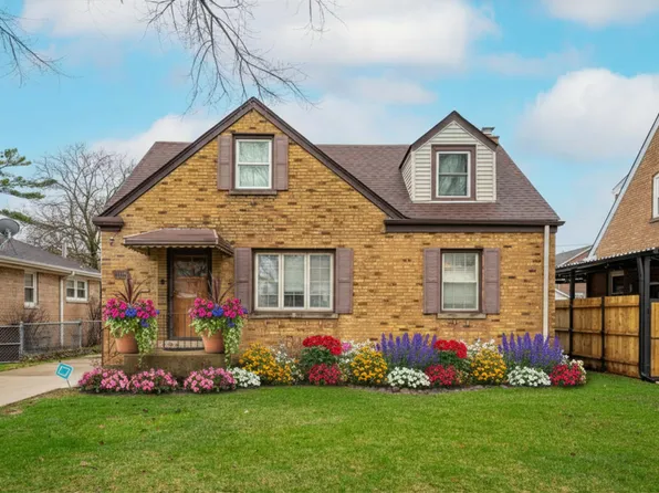 7246 N Olcott Ave, Chicago, IL 60631