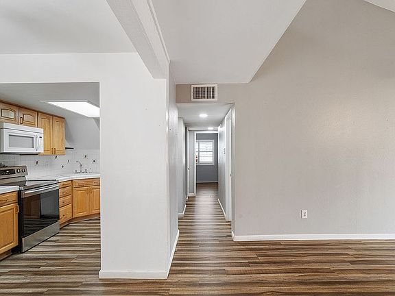 3rd image of 1732 W Olive Ave APT D