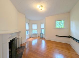 6 Hurlbut St APT 2, Cambridge, MA 02138