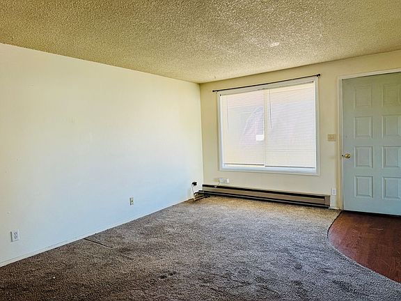 3rd image of 2906 & 2908 N Depot St