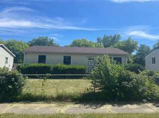 933 Robinson Dr, Springfield, OH 45506