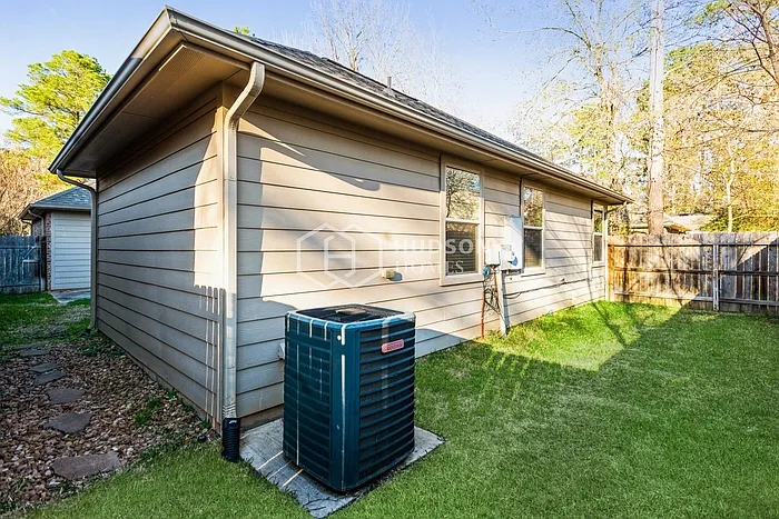 11243 Glenforest Dr — Photo 15