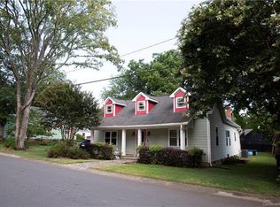 3014 N Myers St, Charlotte, NC 28205