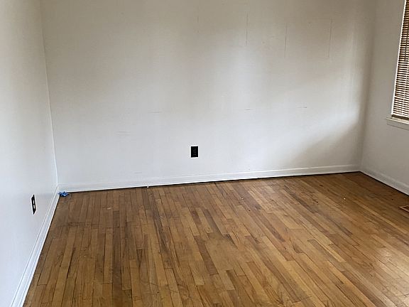 5th image of 1035 N 3rd St