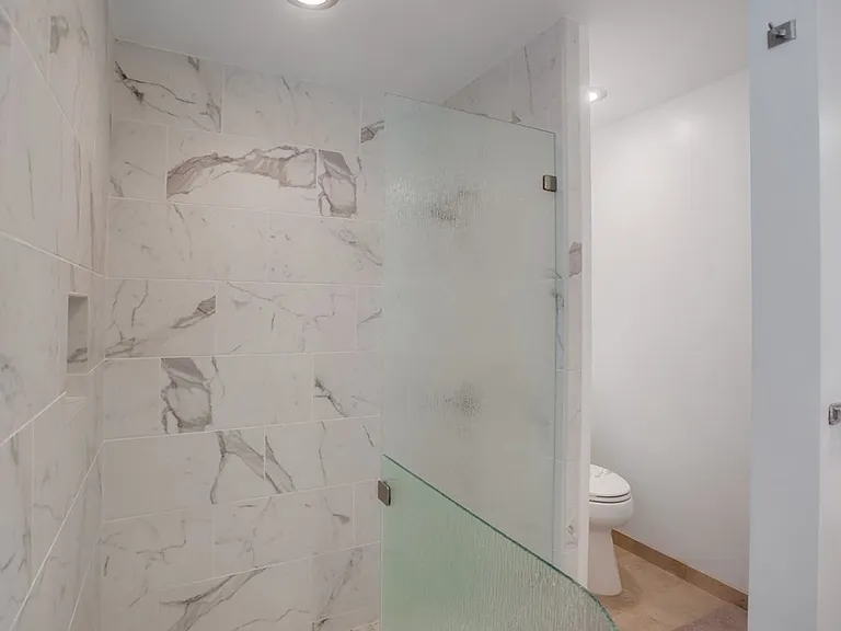 8302 Prestwick Dr — Photo 42