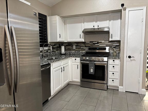 4th image of 450 Sunrise Hills Dr