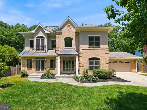 13 Trailridge Ct, Potomac, MD 20854