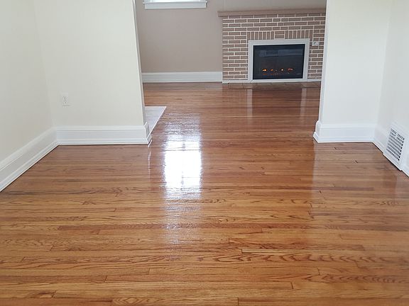 4th image of 5192 Haverford Dr