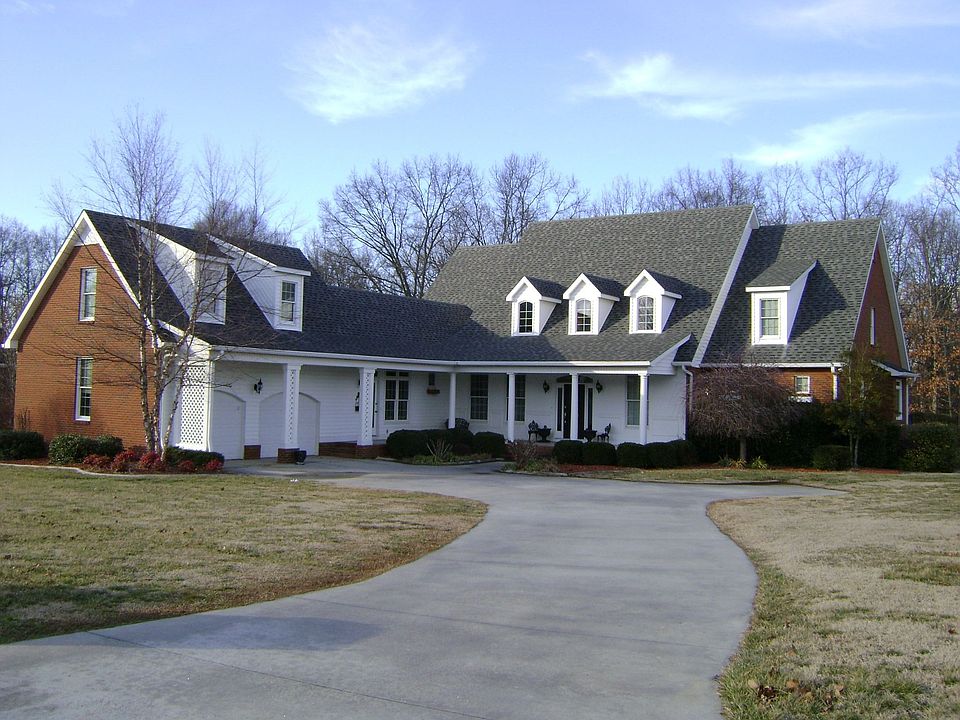 1st image of 260 Regalwood Dr