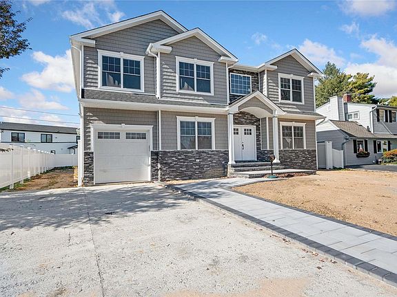 2nd image of 70B Farmers Ave