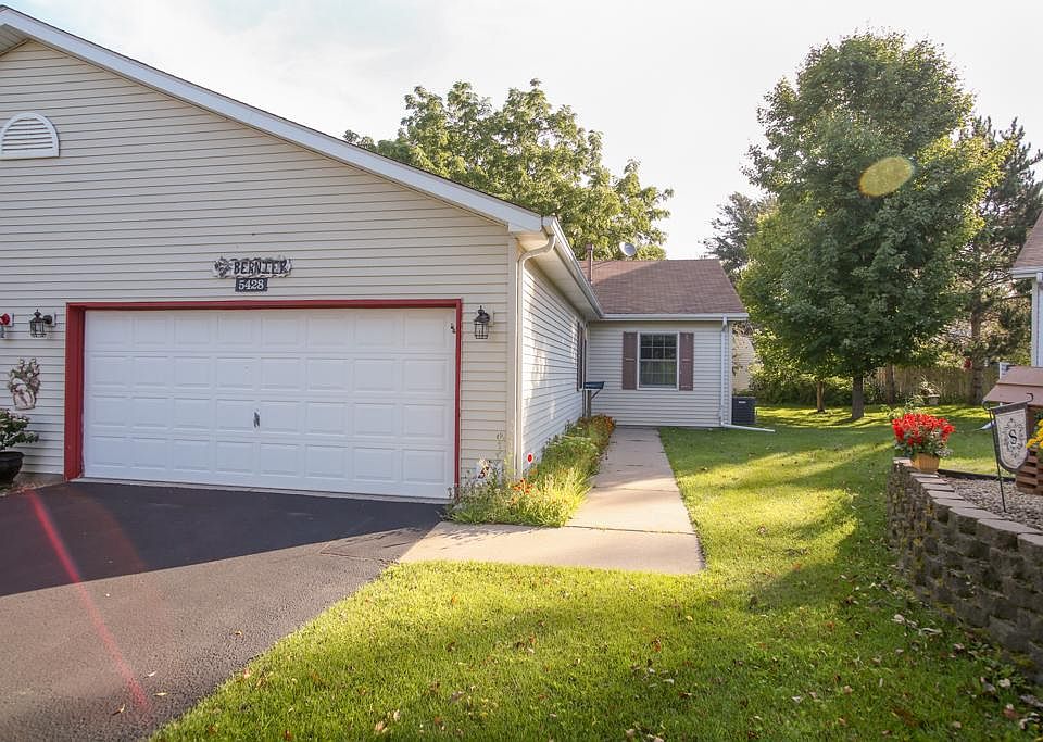 1st image of 5428 Saxony Ct