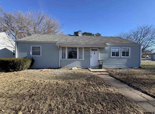 2106 Pine St, Fremont, NE 68025
