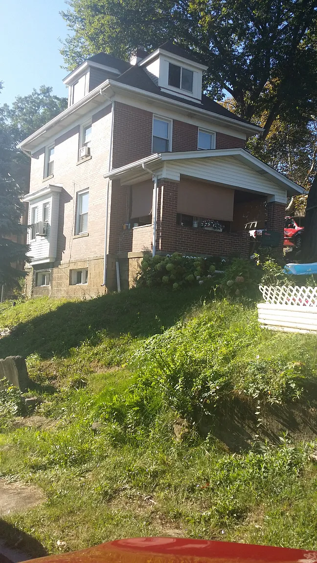 3012 Glendale Ave photo 1